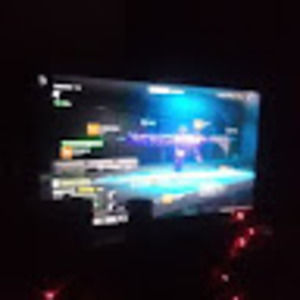 Meet your Posher, Troy